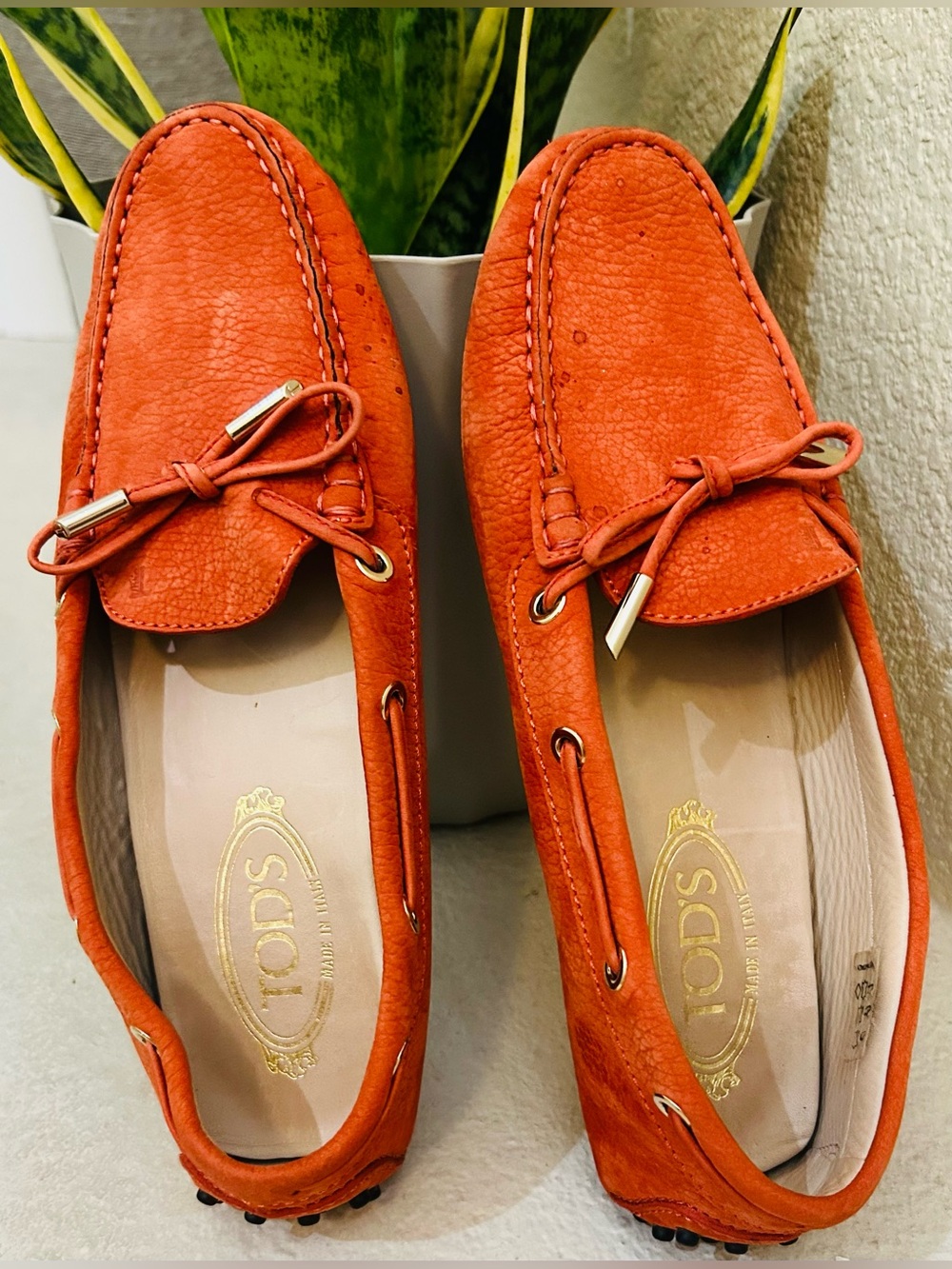TOD'S Orange Suede  Leather Driving women’s loafers with Bow Detail size 8/8.5